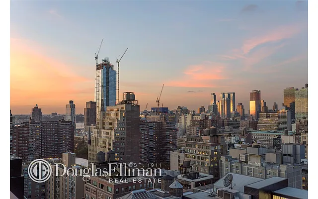Rented by Douglas Elliman | media 36