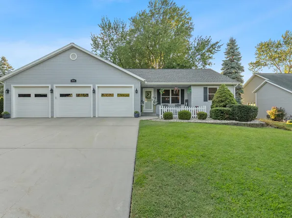 974 Songbird Ln, Holland, MI 49423