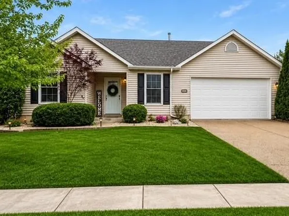 183 Marshall Dr, Wentzville, MO 63385
