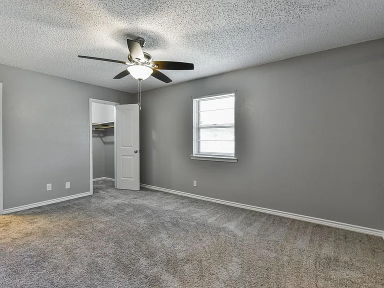 1307 Linda Spur — Photo 20
