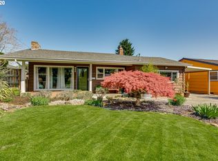 11835 NE Knott St, Portland, OR 97220