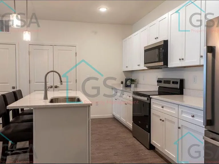Eagle view Apartments — Photo 7