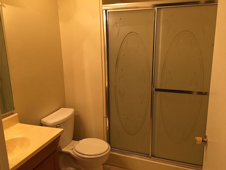 1st image of 166 Golden Dr