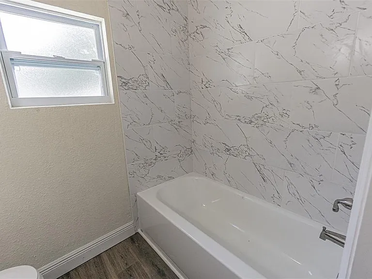 505 E Virginia Ave — Photo 19