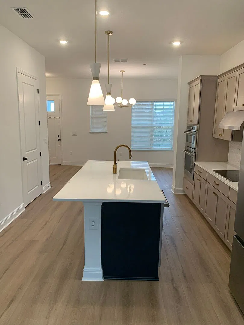 Brand-New Luxury Townhome In Windermere | 3 Bedrooms | 2.5 Baths | 2-Car Garage — Photo 4