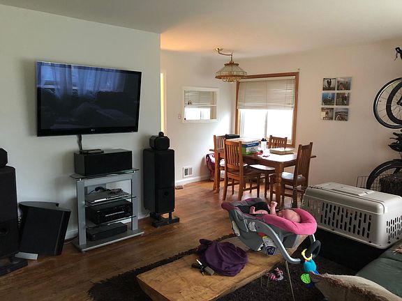 3rd image of 6418 Dorset Dr