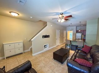 2946 SW 35th Pl APT 45, Gainesville, FL 32608