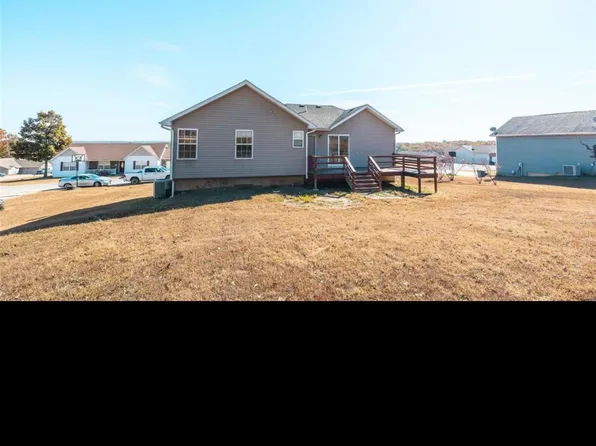 172 Lyle Curtis Cir, Waynesville, MO 65583