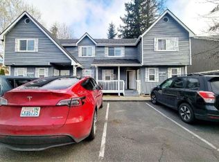 3421 156th St SW APT 4, Lynnwood, WA 98087