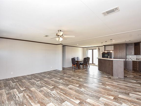 5th image of 2284 County Road 3542