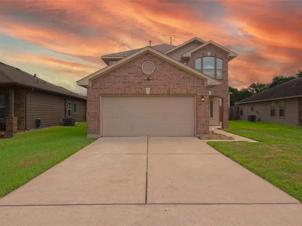 11418 Northam Dr, Tomball, TX 77375