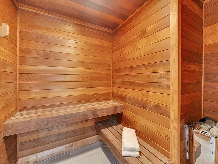 976 Scioto Dr — Photo 10