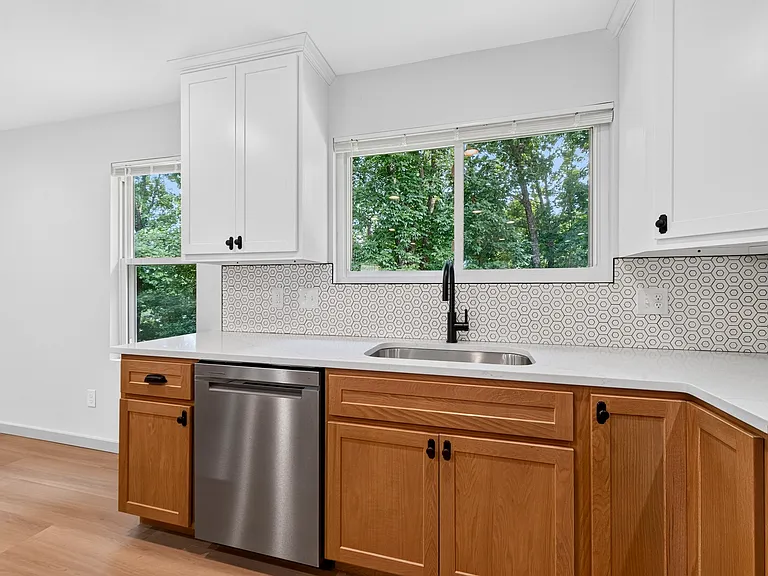 4105 Amy Ct — Photo 6