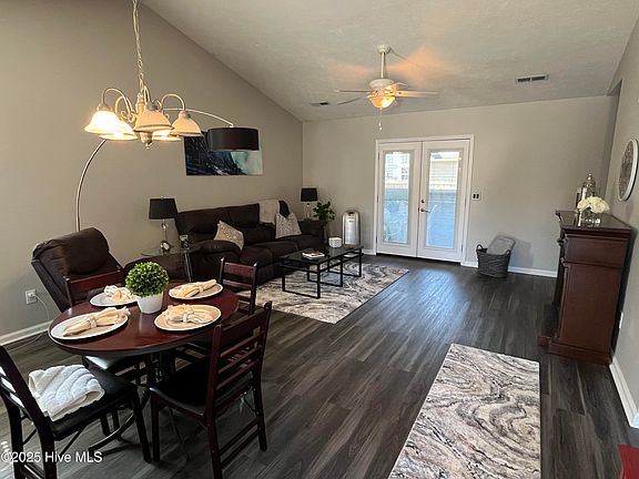 4th image of 4008 Fawn Creek Drive