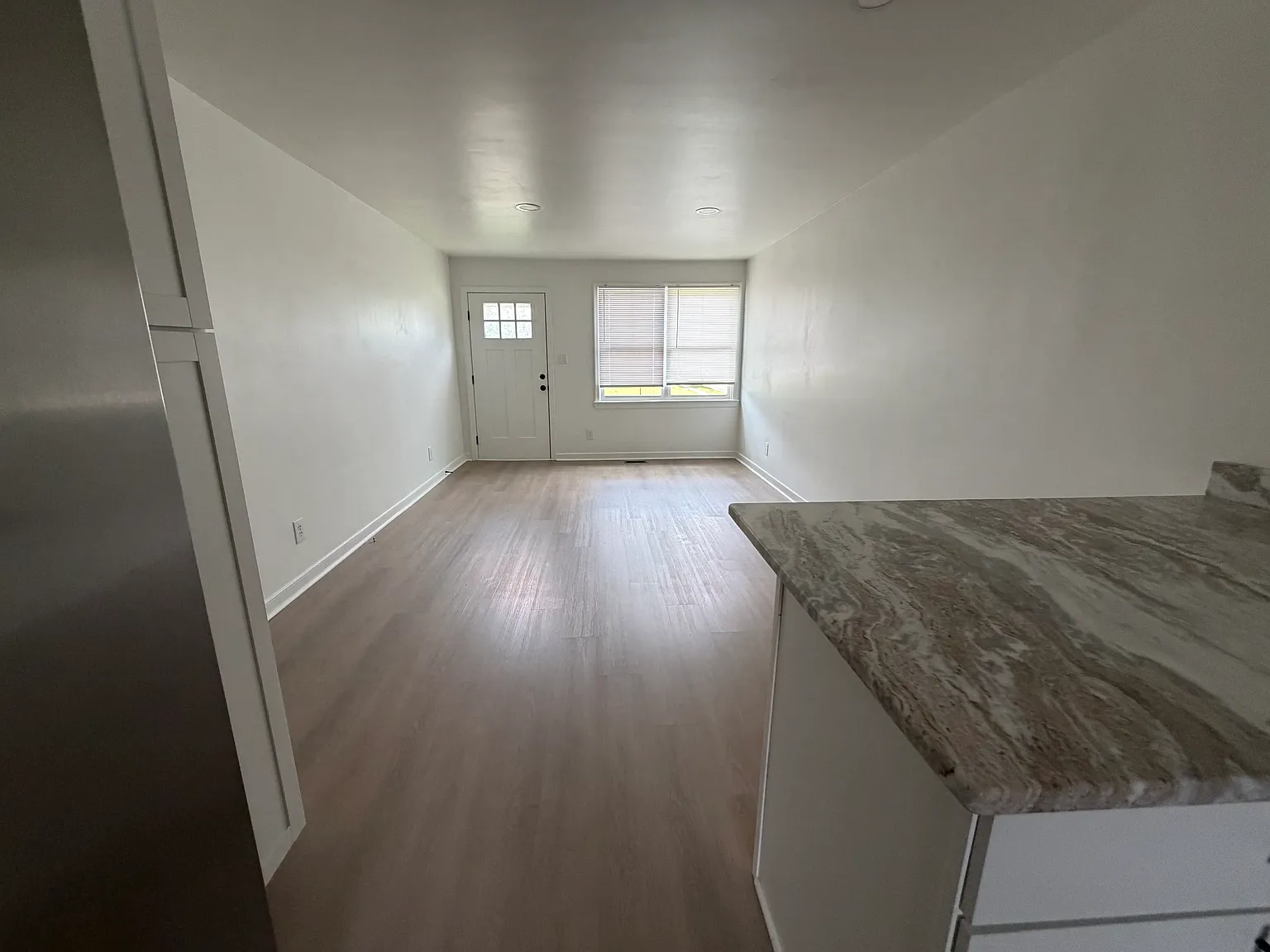 2 bed, 760 sqft, $1,250 — Photo 4