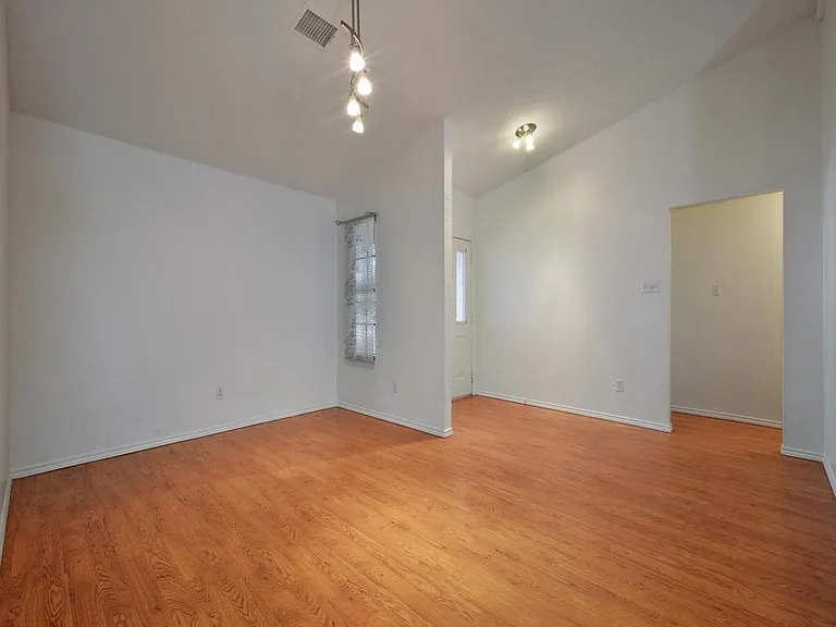 7403 Dallas Dr — Photo 8