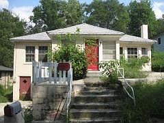 2nd image of 309 Utica Pl