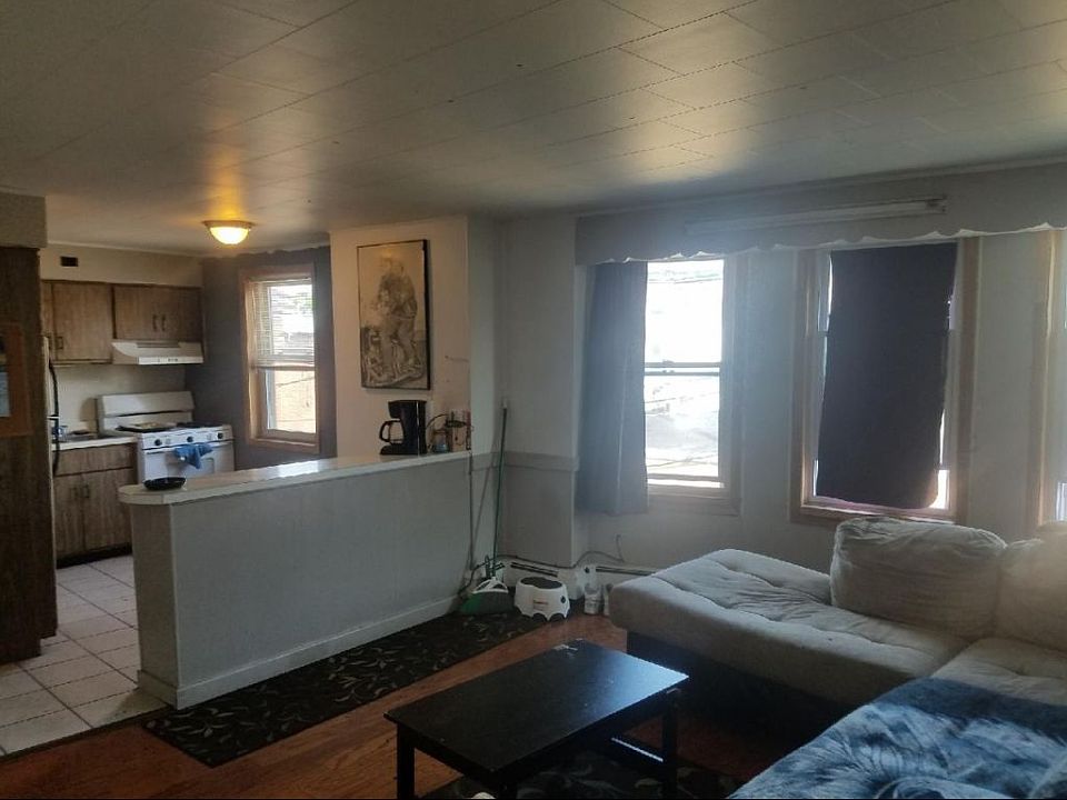 1st image of 3470 Bates St #3470