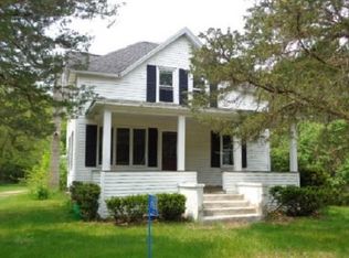 N7663 15th Dr, Neshkoro, WI 54960