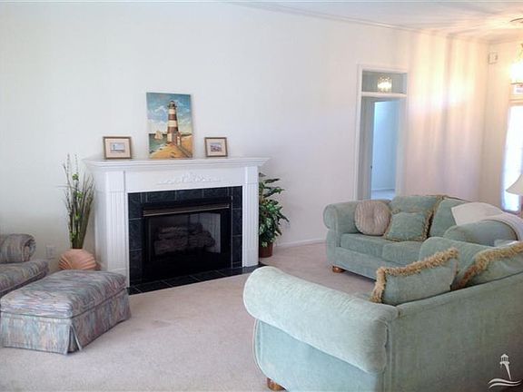5th image of 415 Genoes Point Road SW