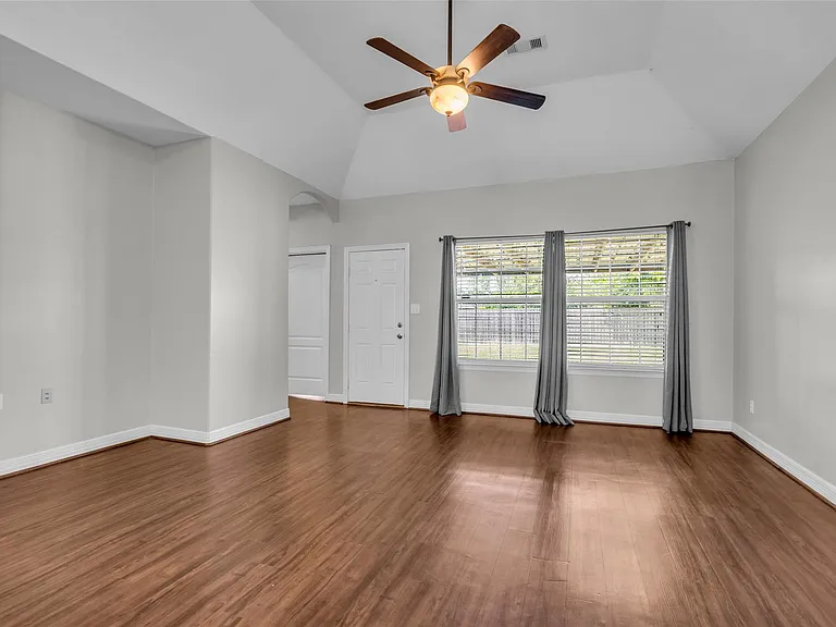 13198 Lazy Ln — Photo 2