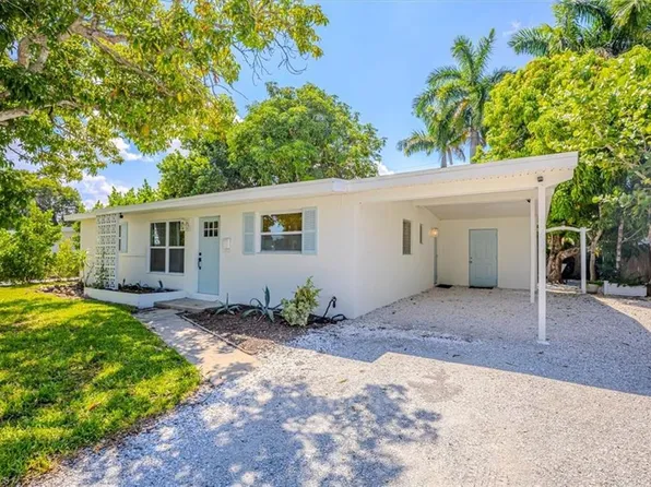 1960 Estey AVE, NAPLES, FL 34104