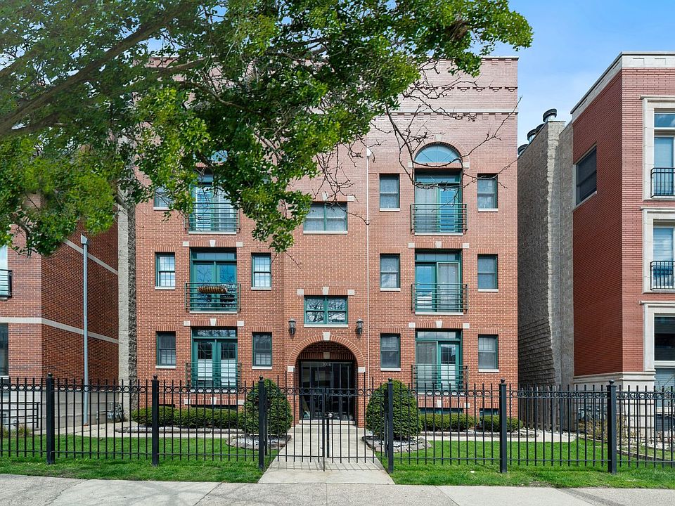 1st image of 1916 W Belmont Ave #2E