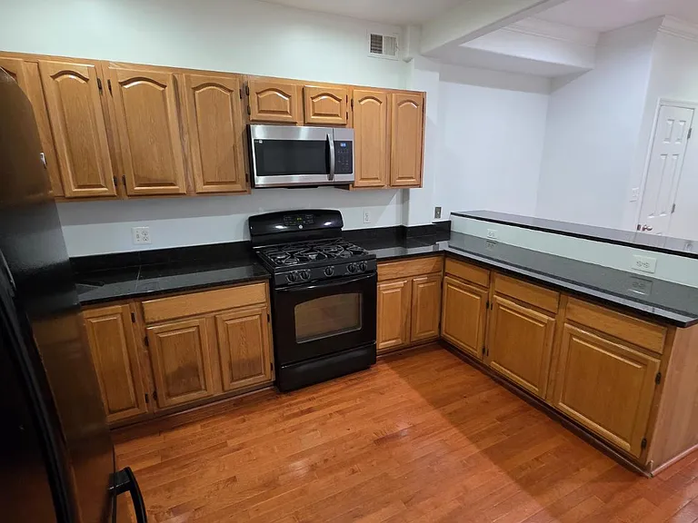 3710 E Pratt St — Photo 5