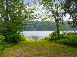 78 Larry Dr, Monmouth, ME 04259
