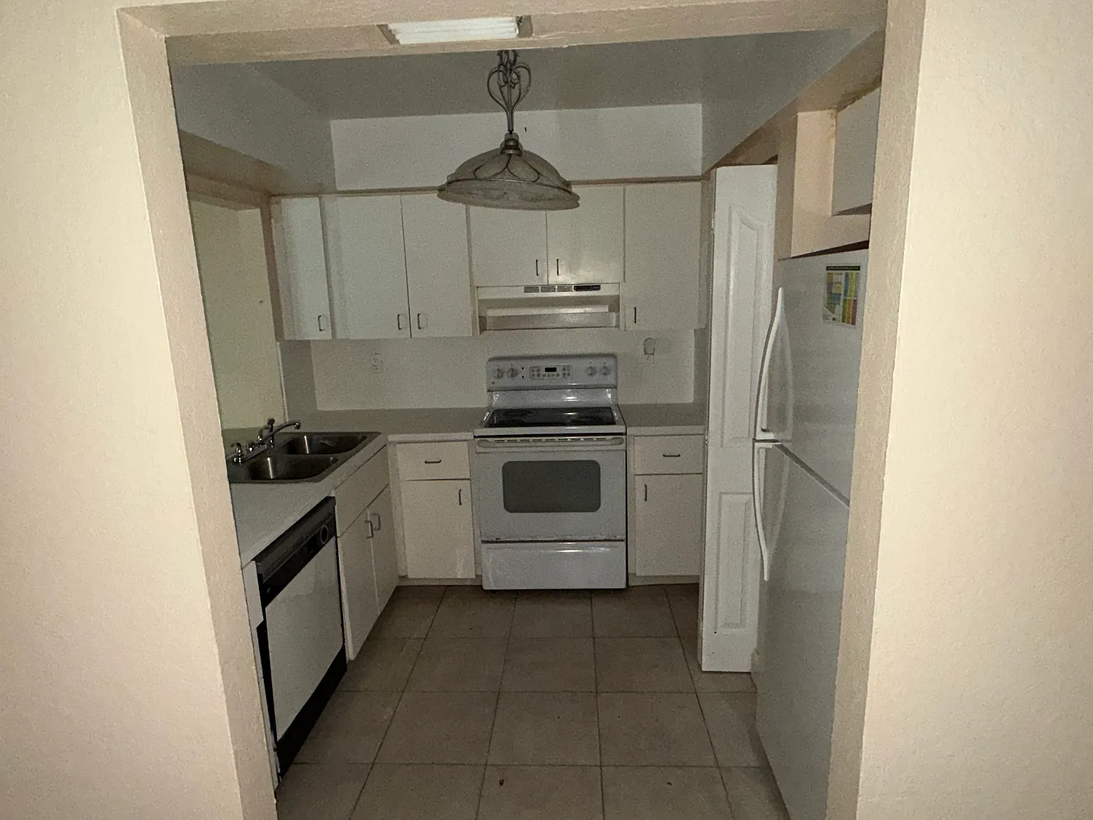 4 bed, $3,000 — Photo 4