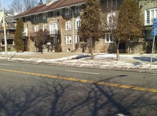 409 Lancaster Ave APT A, Haverford, PA 19041