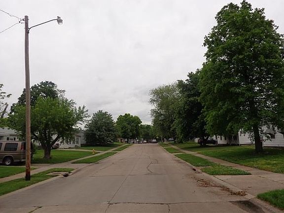 3rd image of 2916 National Ave