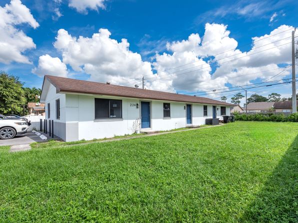 220 Jackson Ave