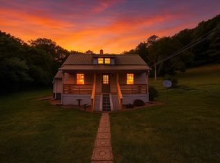 1105 Normandy Rd, Normandy, TN 37360