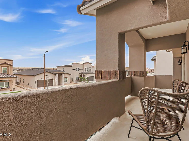 672 La Entrada Cir — Photo 30