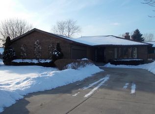 14446 S Mallard Dr, Homer Glen, IL 60491