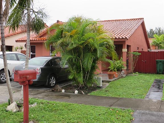 4th image of 12728 NW 102nd Ct