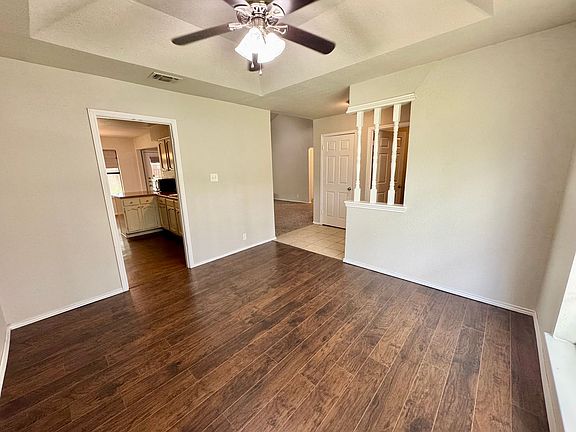 5th image of 4410 Lakebend West Dr
