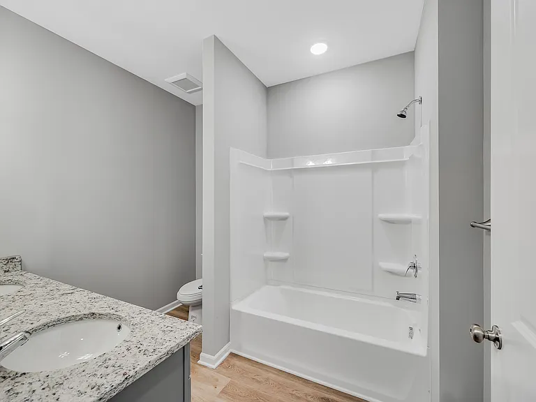 Copper Creek Apartments — Photo 58