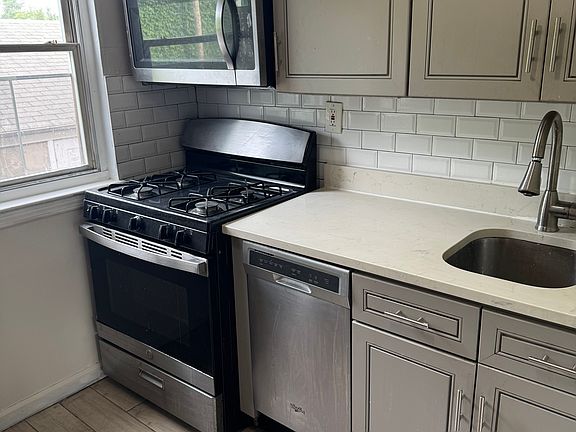 4th image of 8357 266th St