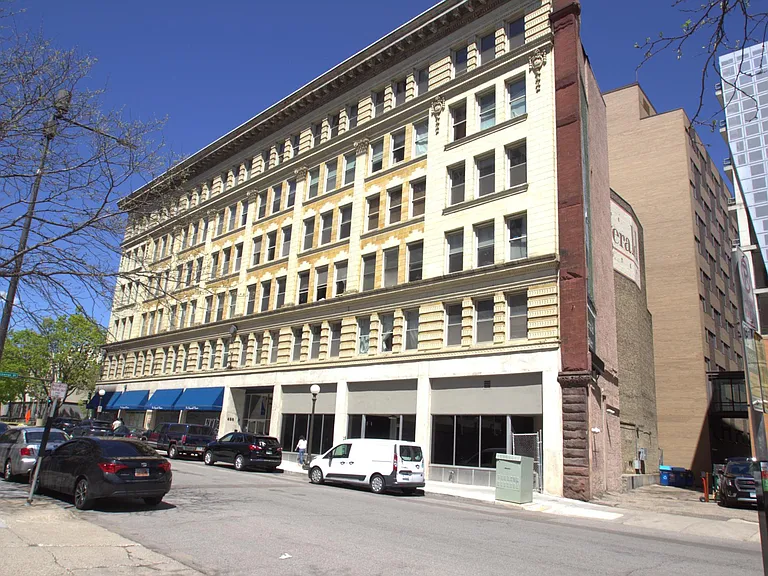 488 Wabasha St N #503 — Photo 32
