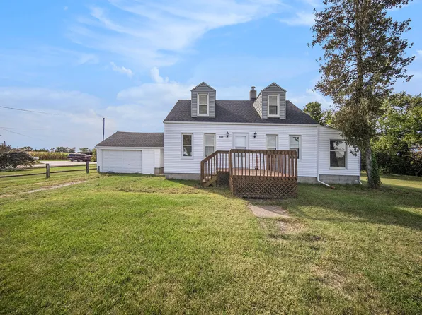 13431 Crowe Rd, Milan, MI 48160