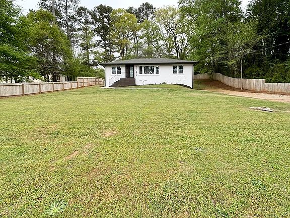 4th image of 1742 Constitution Rd SE
