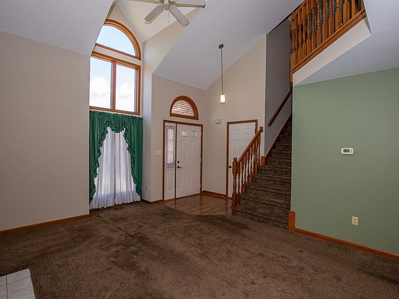 2nd image of 1518 Coral Cv