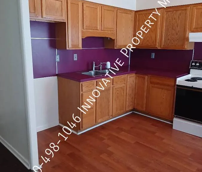 2829 Plainfield Ave — Photo 10