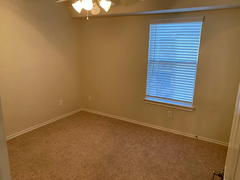 14422 Lilygate Ct — Photo 8
