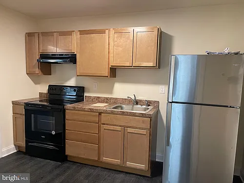145 Chester St #1 Photo 1