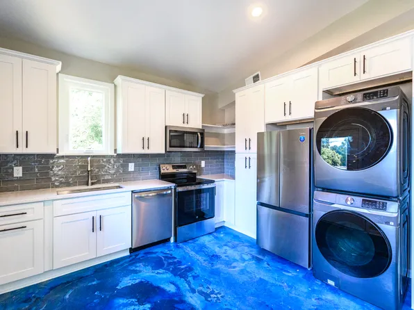 5417 Dorcas St, Raleigh, NC 27606