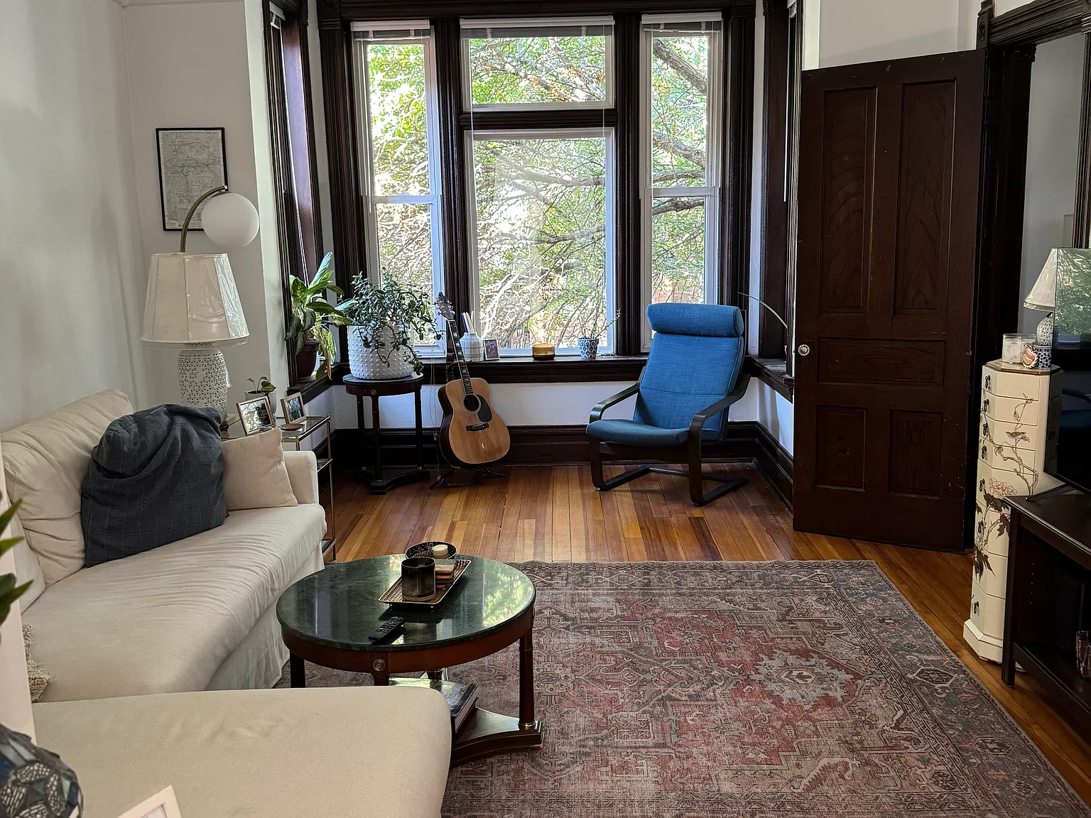 2 bed, 1000 sqft, $2,800 — Photo 2