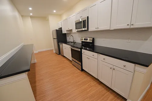35 Brookline St Photo 1